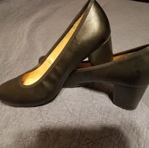 Naturalizer Heels - 8.5 M - Black